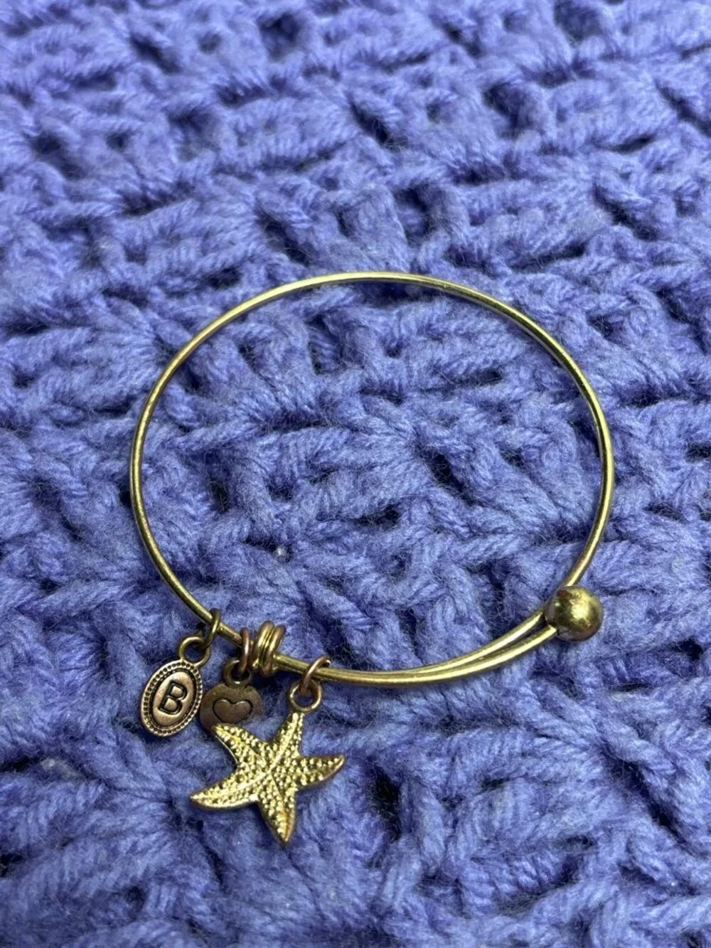 Goldtone Adjustable Charm Bracelet Starfish Heart Letter B